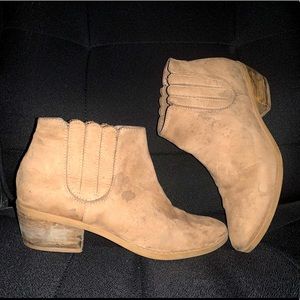 Call It Spring Tan 9 US Size Shoes Heels